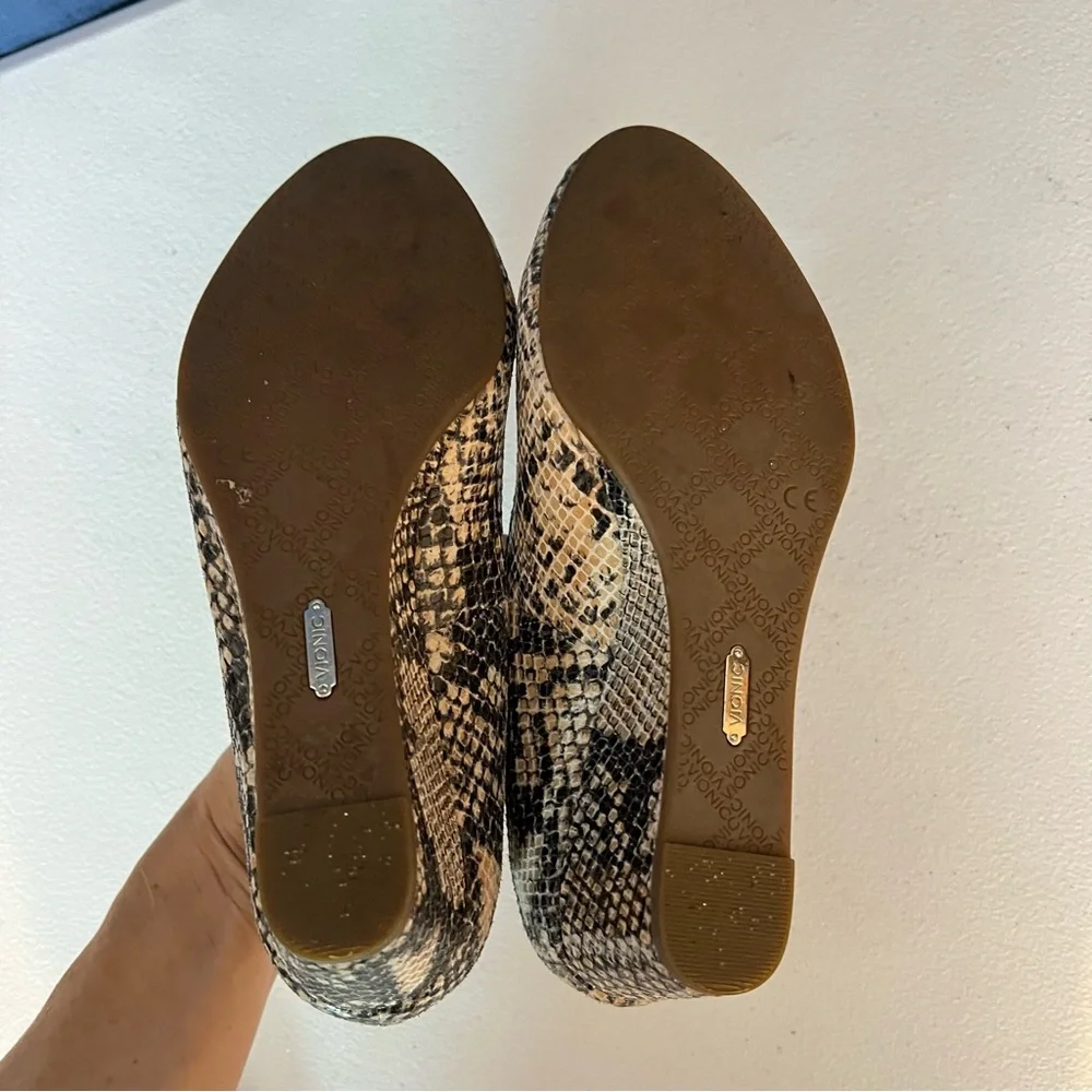 Women's Snakeskin-Print Wedge Pumps in Beige and Black